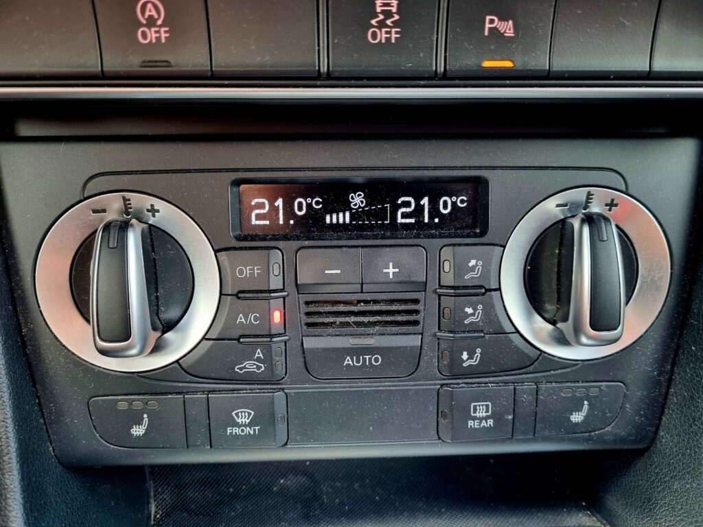 Audi Q3 2.0 TDI quattro Stronic Attraction